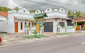 RedDoorz near Wisata Pantai Parangtritis